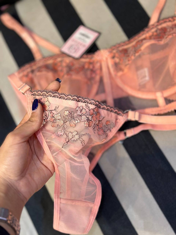 ست شورت و سوتین پایه بلند توری/مکسوریا